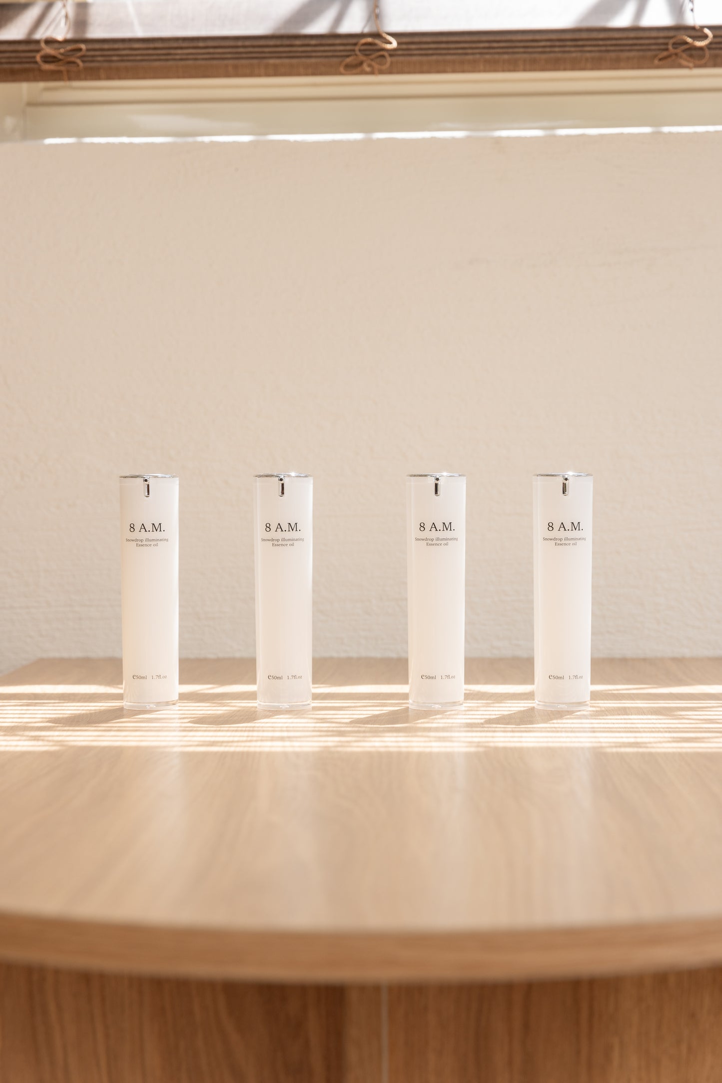 Good for sensitive skin. Made in Taiwan. Snowdrop illuminating Essence oil